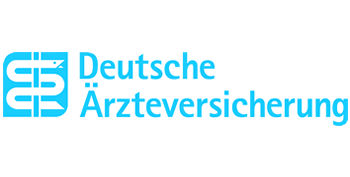 Logo der Deutschen Ärzteversicherung in blauer Schrift auf hellem Hintergrund.