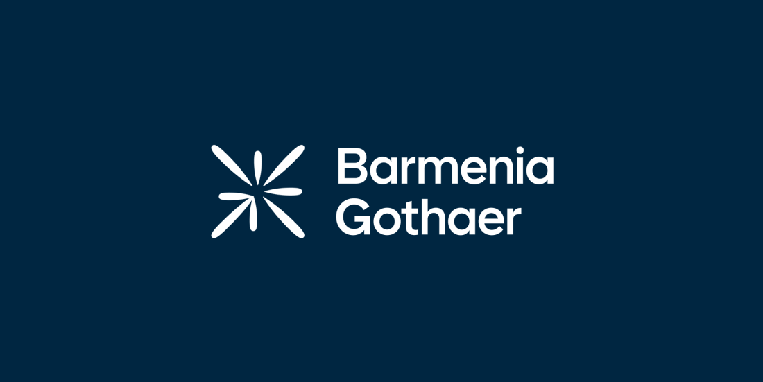 Logo von Barmenia Gothaer in weiß auf dunkelblauem Hintergrund.